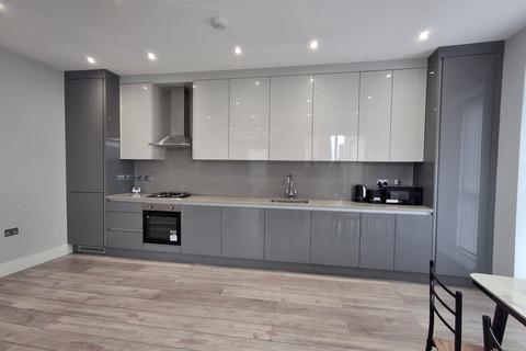 2 bedroom apartment to rent, Gascoigne Road, Barking IG11
