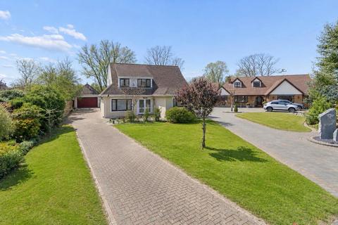Green Glades, Hornchurch, RM11