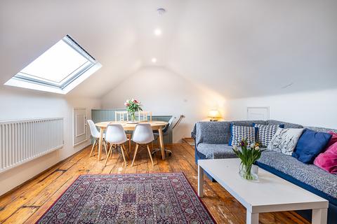 3 bedroom flat for sale, 1A St Lukes Avenue, London, SW4