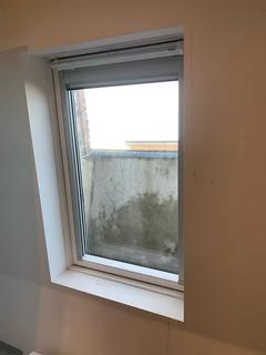 Studio to rent, Essex Road, Islington, N1