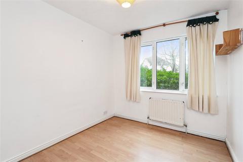2 bedroom apartment to rent, Parry Drive, Weybridge, Surrey, KT13