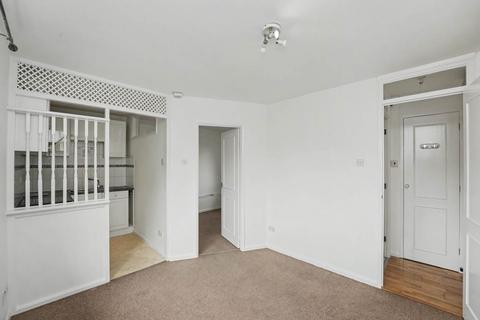 1 bedroom apartment for sale, Oakley Court, Mill Road, Royston