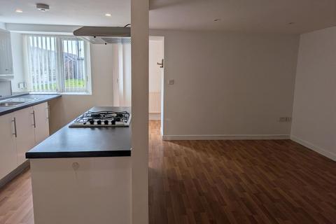 2 bedroom flat to rent, Llanelli, Bryn Road