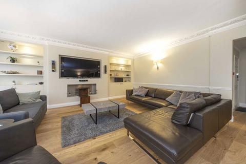 2 bedroom flat to rent, Crutched Friars, London EC3N
