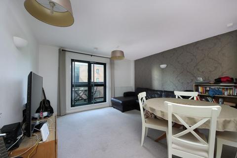 2 bedroom flat for sale, Dominion House, W13
