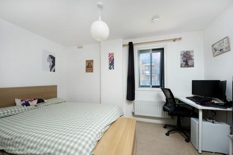 2 bedroom flat for sale, Dominion House, W13