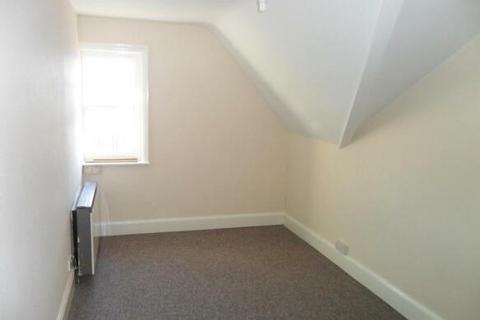 2 bedroom flat to rent, Gaunt Street, LINCOLN