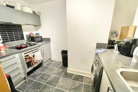 4 bedroom terraced house for sale, Wordsworth Crescent, Blacon CH1