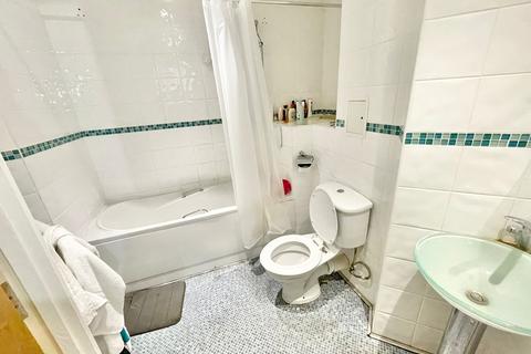 4 bedroom terraced house for sale, Wordsworth Crescent, Blacon CH1