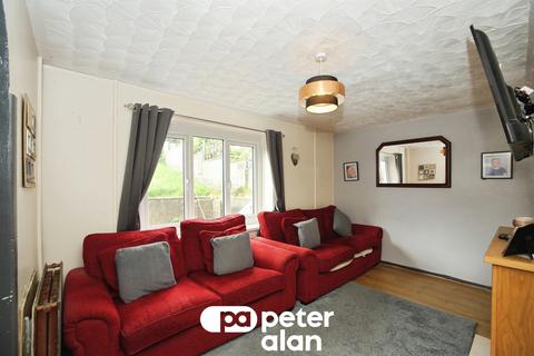 3 bedroom semi-detached house for sale, The Close, Cefn Hengoed, HENGOED