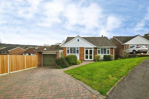 2 bedroom bungalow for sale, Becksbourne Close, Penenden Heath, Maidstone, Kent, ME14