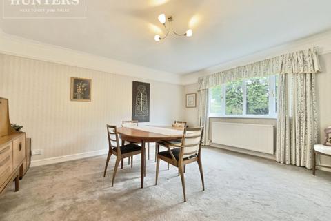 4 bedroom detached house for sale, Moorland Place, Silkstone Common, Barnsley