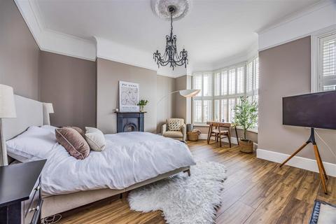 4 bedroom semi-detached house for sale, St. Andrews Road, Portsmouth PO5