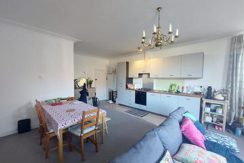 2 bedroom flat to rent, Grosvenor Square, SOUTHAMPTON