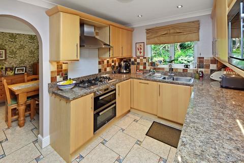 4 bedroom detached house for sale, Hinton Manor Court, Daventry NN11