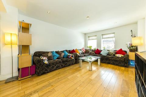 3 bedroom house for sale, White Swan Mews, London W4