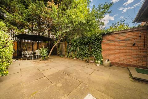 3 bedroom house for sale, White Swan Mews, London W4