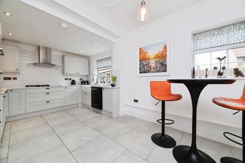 4 bedroom detached house for sale, Church Road, Beverley HU17