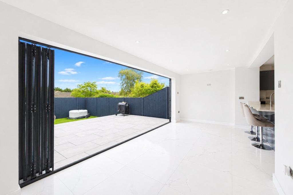 Skilton Road, Tilehurst, Reading, RG31 – pohled 3