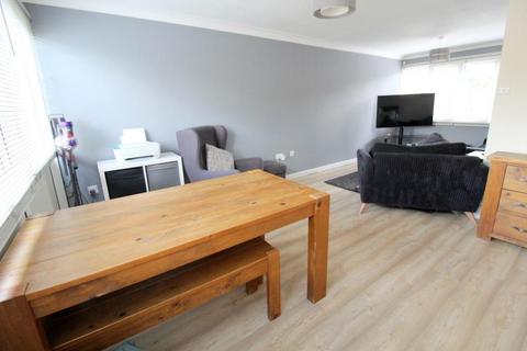 2 bedroom terraced house for sale, Maypole Road, Taplow