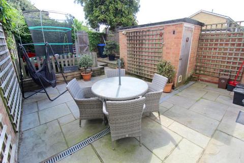 2 bedroom terraced house for sale, Maypole Road, Taplow