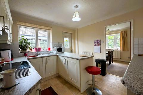 3 bedroom detached bungalow for sale, Green Lane, Wincham, Northwich