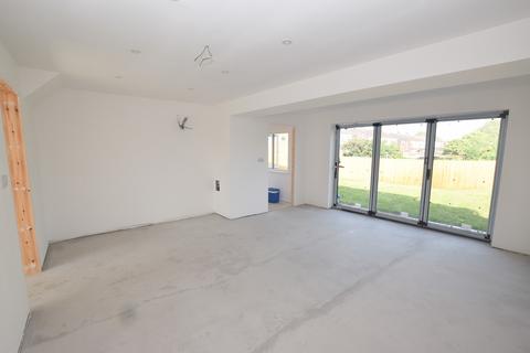 3 bedroom detached house for sale, Fieldhouse Drive, Muxton, Telford