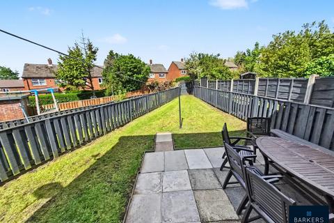 2 bedroom end of terrace house for sale, Nussey Avenue, Birstall