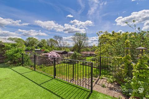 2 bedroom detached bungalow for sale, Beamhill Road, Stretton