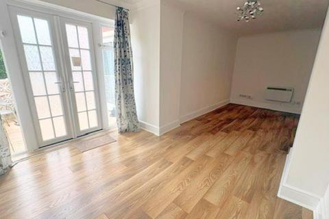 1 bedroom flat to rent, Higher Erith Road, Torquay