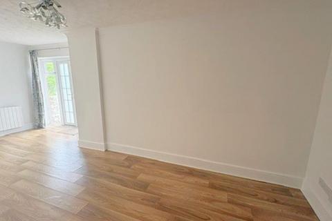 1 bedroom flat to rent, Higher Erith Road, Torquay