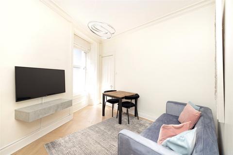 2 bedroom apartment to rent, Morrison Street, Edinburgh