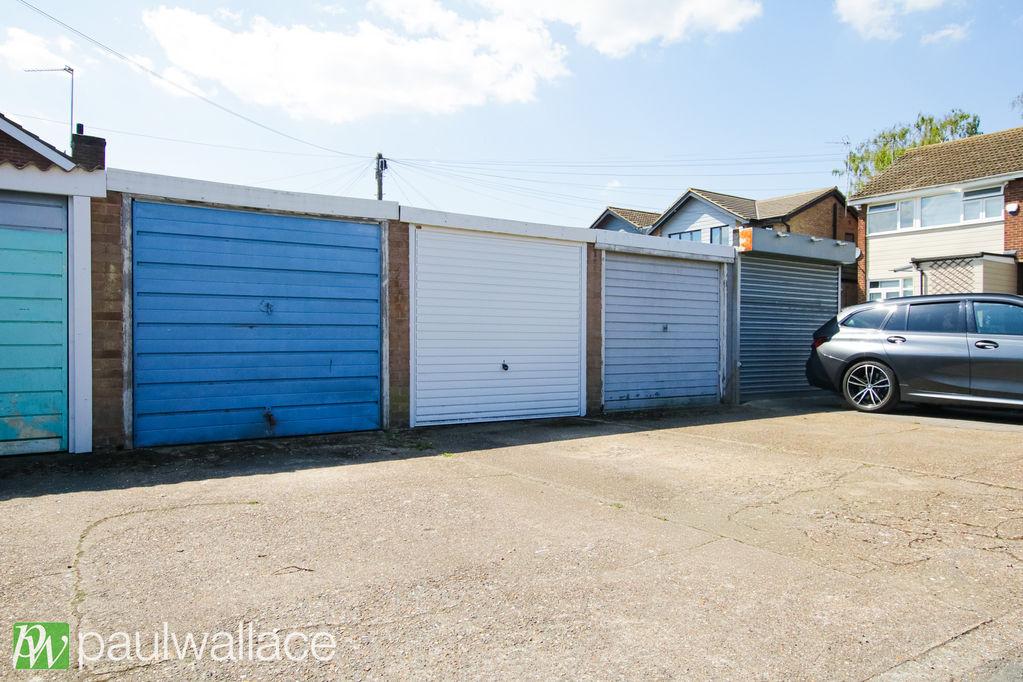Garage &amp; Parking