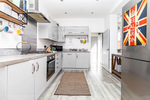 2 bedroom end of terrace house for sale, Westfield Road, Southsea