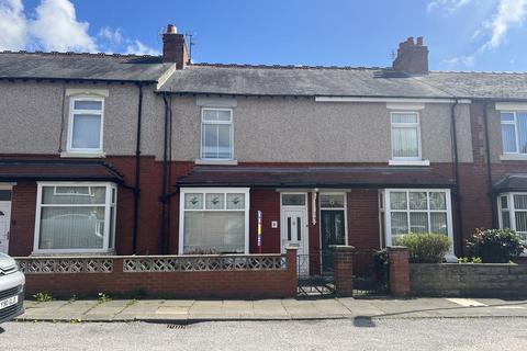 2 bedroom terraced house to rent, Barnard Avenue, Bishop Auckland