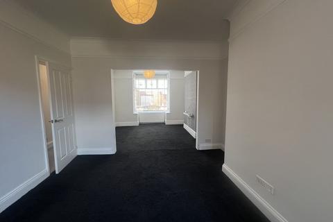 2 bedroom terraced house to rent, Barnard Avenue, Bishop Auckland
