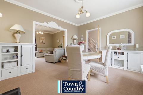 5 bedroom detached house for sale, Ladysmith Avenue, Brightlingsea, CO7