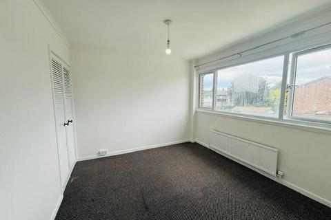3 bedroom house to rent, Common Road, Langley, SL3 8SX