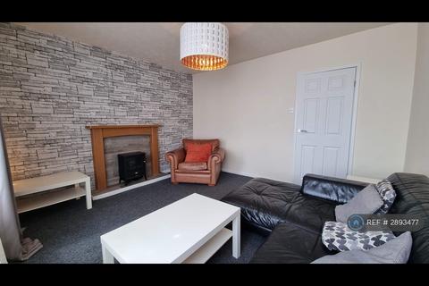 4 bedroom maisonette to rent, Foxcroft Way, Leeds, LS6