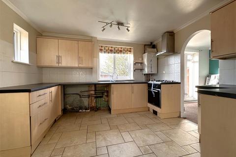 3 bedroom semi-detached house for sale, Philip Road, Newark