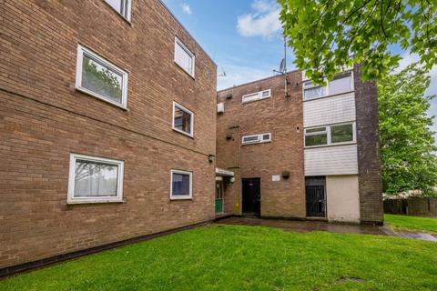2 bedroom flat for sale, Rosehill Gardens, Willenhall, West Midlands, WV13