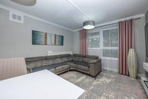 2 bedroom flat for sale, Rosehill Gardens, Willenhall, West Midlands, WV13
