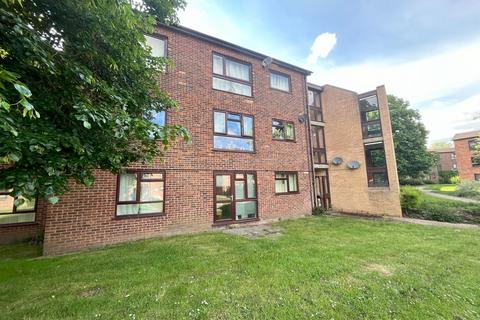 2 bedroom flat to rent, Russet Grove, Norwich NR4