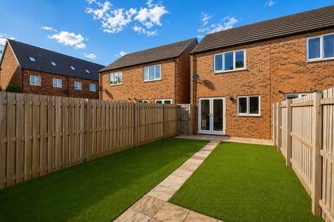 2 bedroom semi-detached house for sale, Sceptre Avenue, Doncaster, DN4