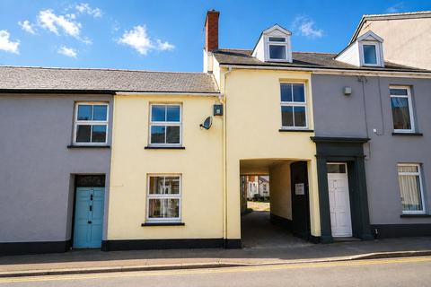 3 bedroom terraced house for sale, Barnstaple Street, South Molton, Devon, EX36