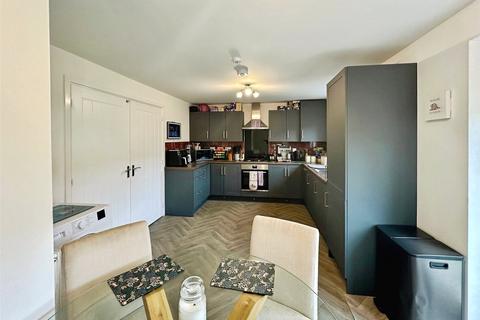 4 bedroom detached house for sale, Dewberry Lane, Darlington, DL1