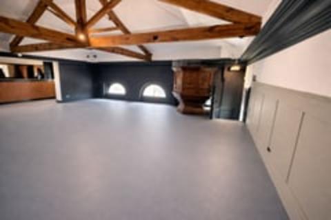 Restaurant to rent, Heath Rd Weybridge KT13 8UE