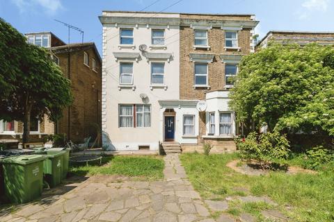 2 bedroom flat for sale, Hainault Road, London, E11
