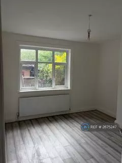 3 bedroom semi-detached house to rent - View 3