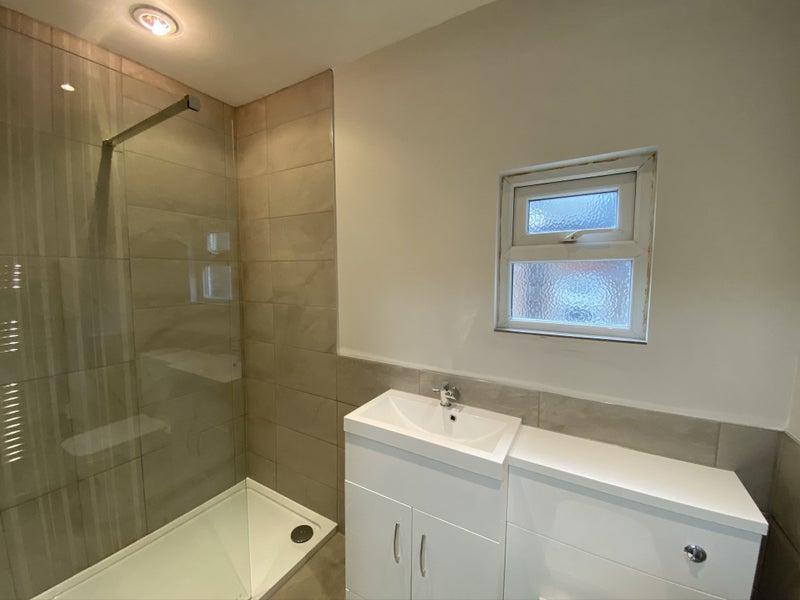 Apartment in Maidstone, Kent - View 5